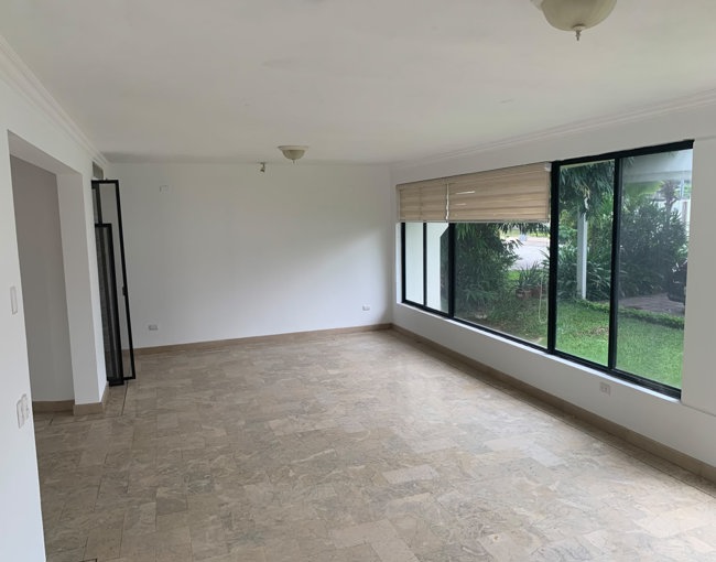 ALQUILO CASA SIN AMOBLAR  | Guayaquil, Puerto Azul